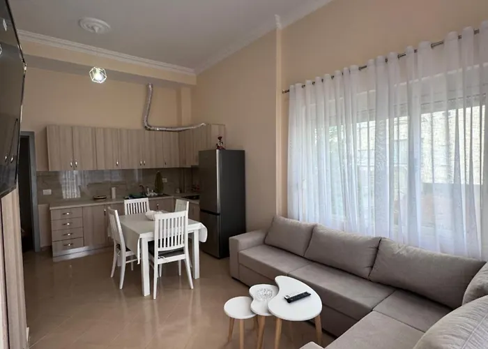 Lovely With Balcony Дуррес